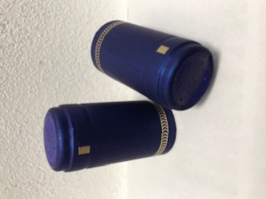 Termokapsla modrá so zlatým pruhovaním 31x60mm